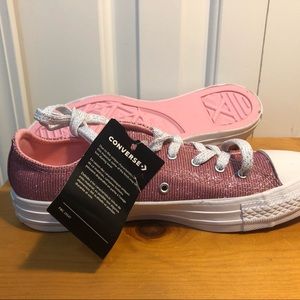 Glittery pink Converse